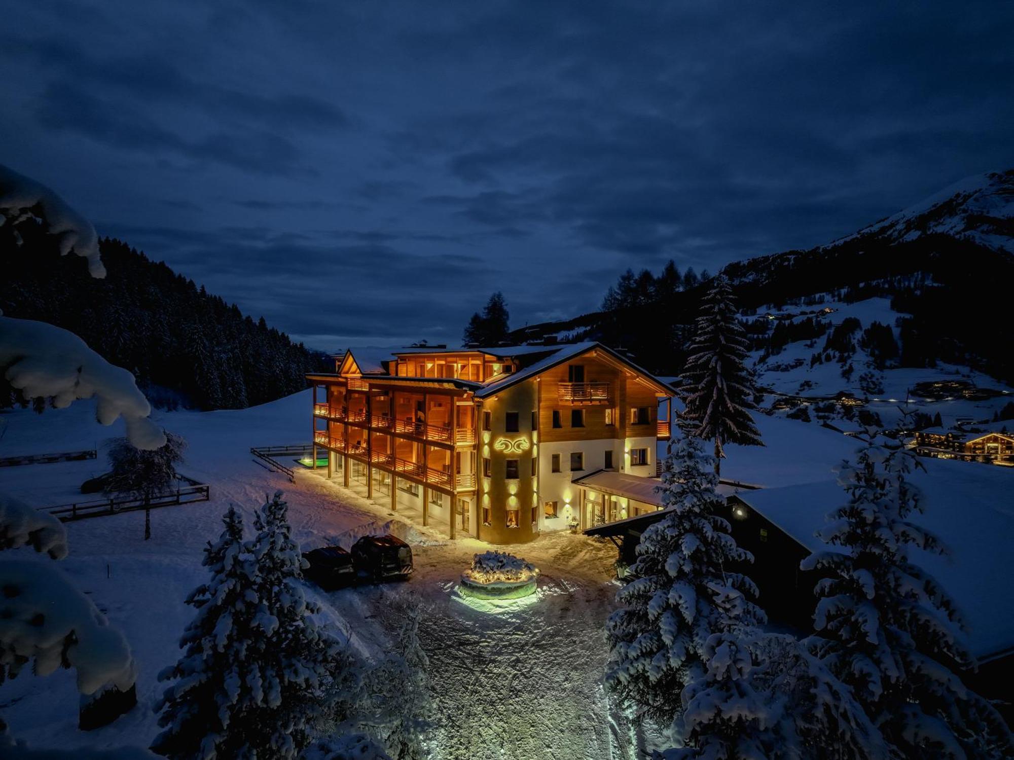 Hotel Pozzamanigoni Sëlva di Val Gardena Eksteriør billede